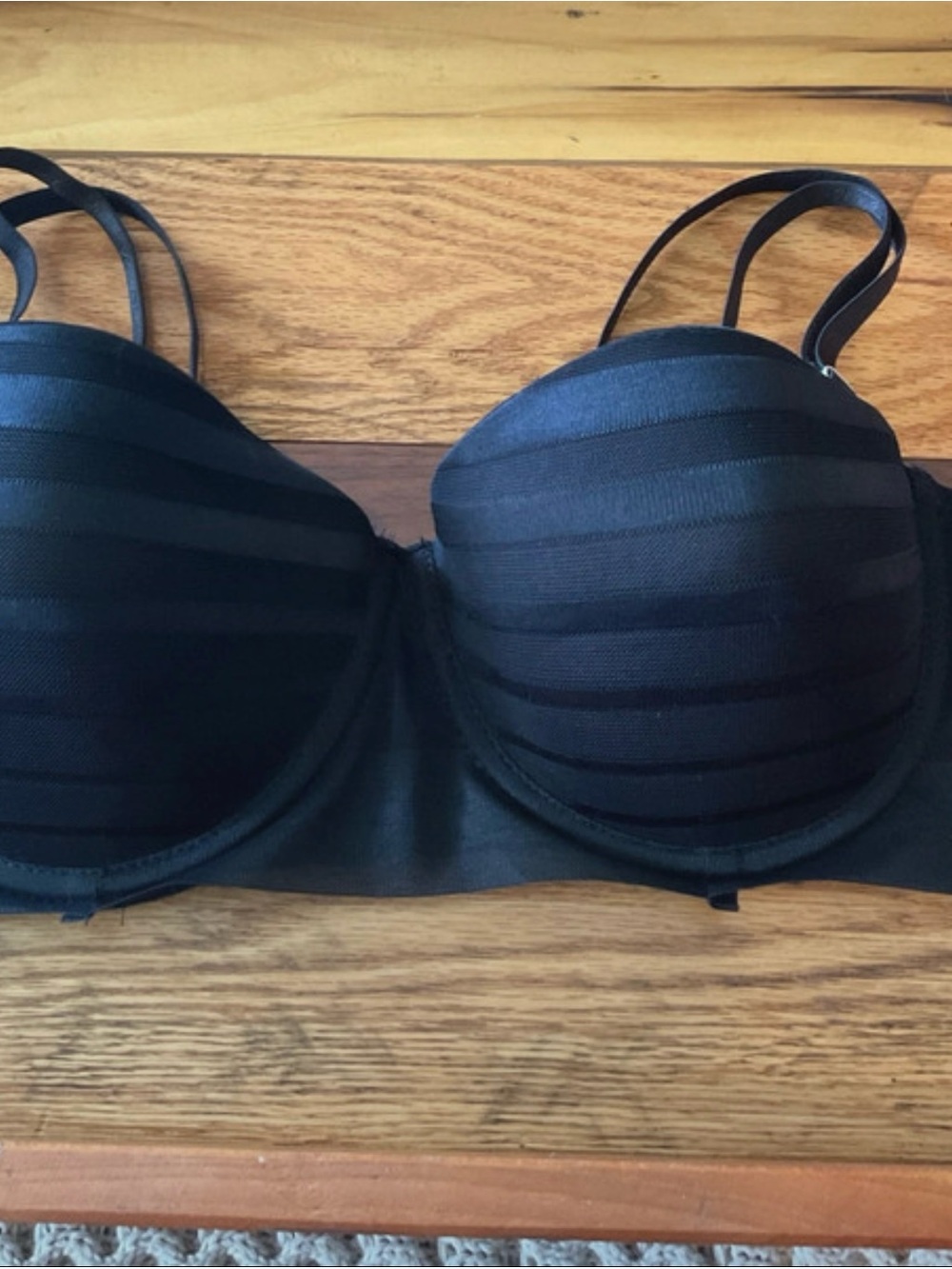 Vince Camuto Black Strapless Push-Up Bra with Convertible Straps